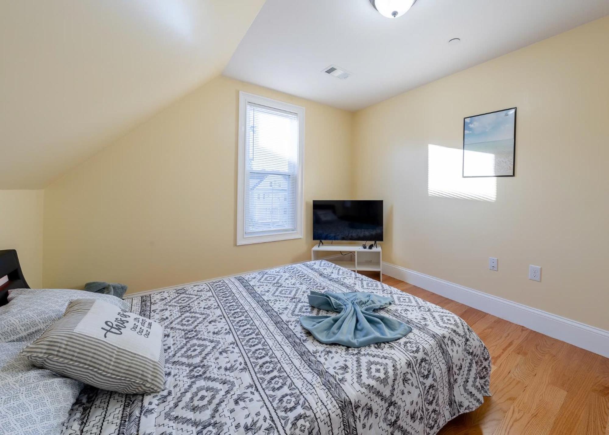 233-3 4Br Boston - Peaceful Escape Near Downtown Διαμέρισμα Εξωτερικό φωτογραφία