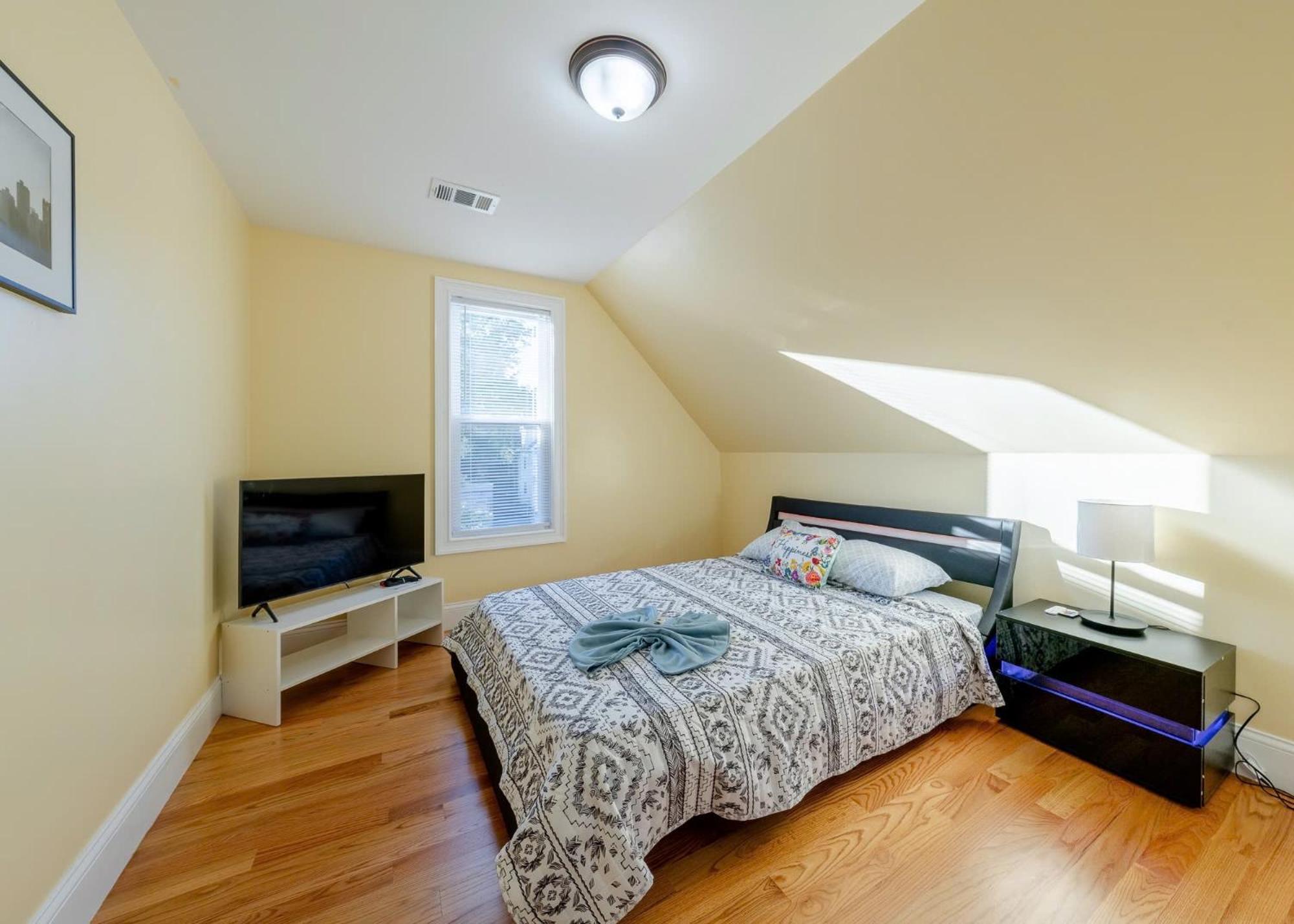 233-3 4Br Boston - Peaceful Escape Near Downtown Διαμέρισμα Εξωτερικό φωτογραφία